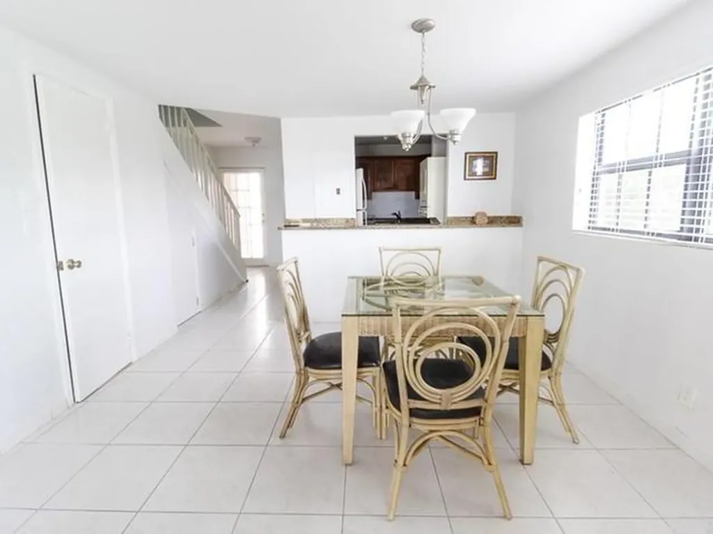 Cannes Village Grand Bahama Freeport BS