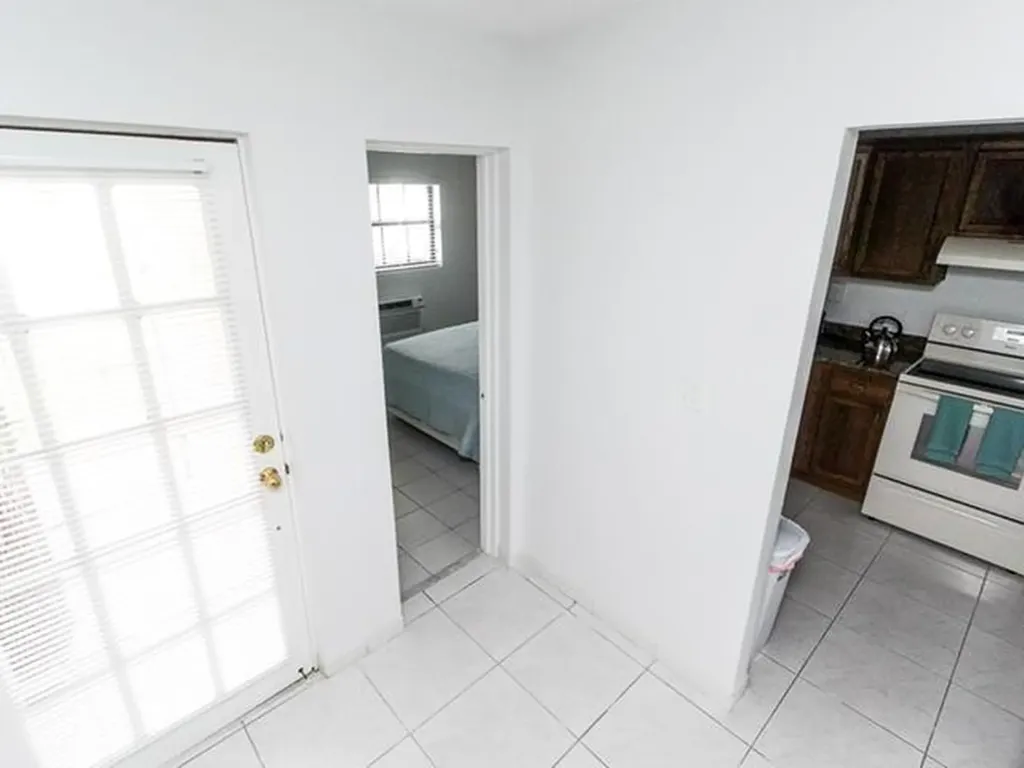 Cannes Village Grand Bahama Freeport BS