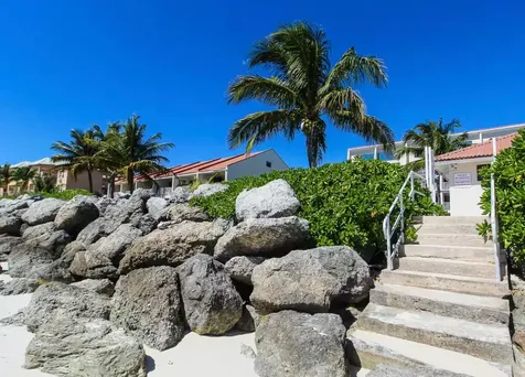 Cannes Village Grand Bahama Freeport BS