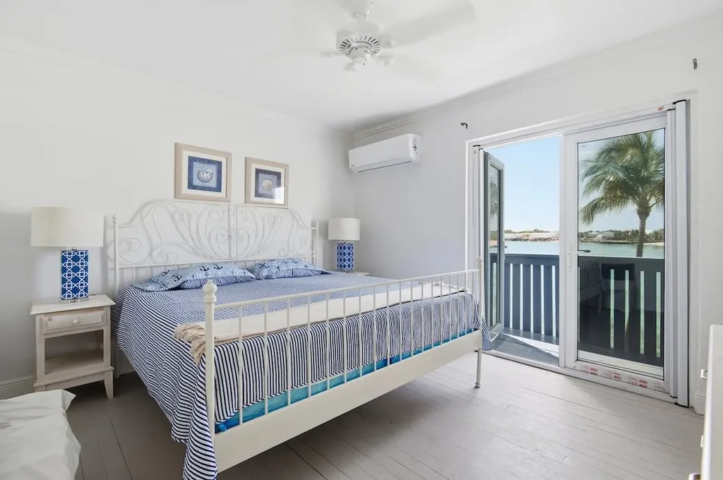 Delaporte Point New Providence Paradise Island BS