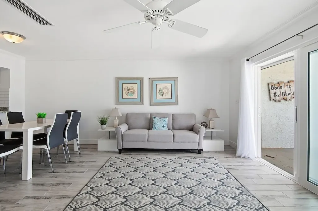 Delaporte Point New Providence Paradise Island BS