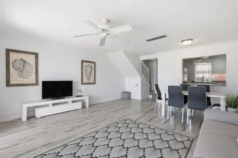 Delaporte Point New Providence Paradise Island BS