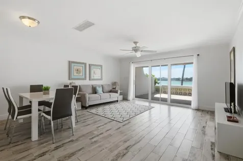 Delaporte Point New Providence Paradise Island BS