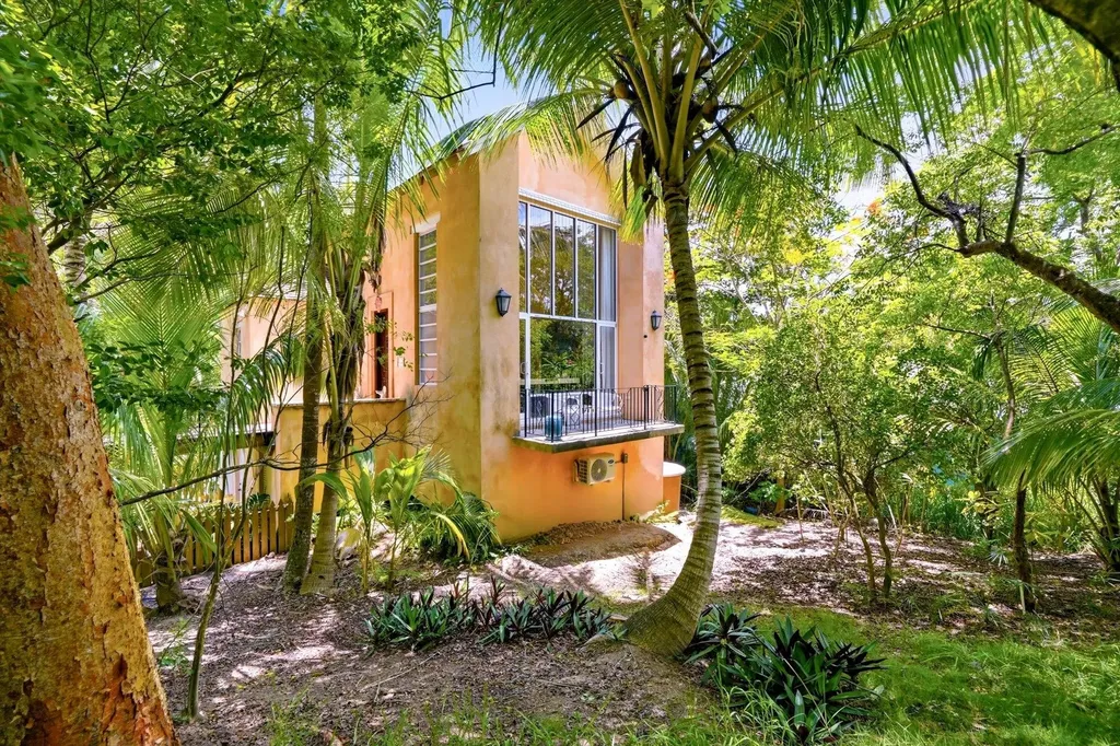 Sandycombe Eleuthera BS