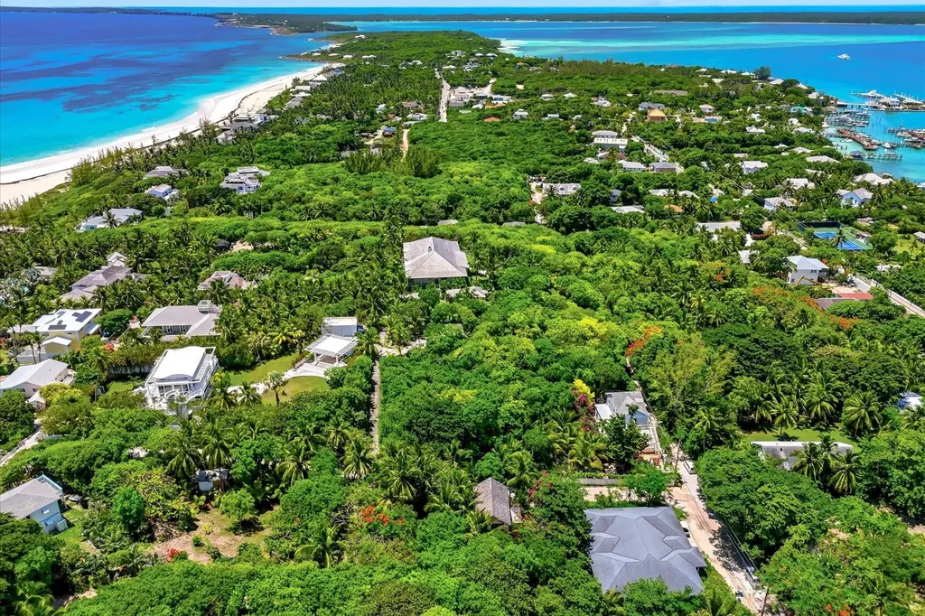 Sandycombe Eleuthera BS