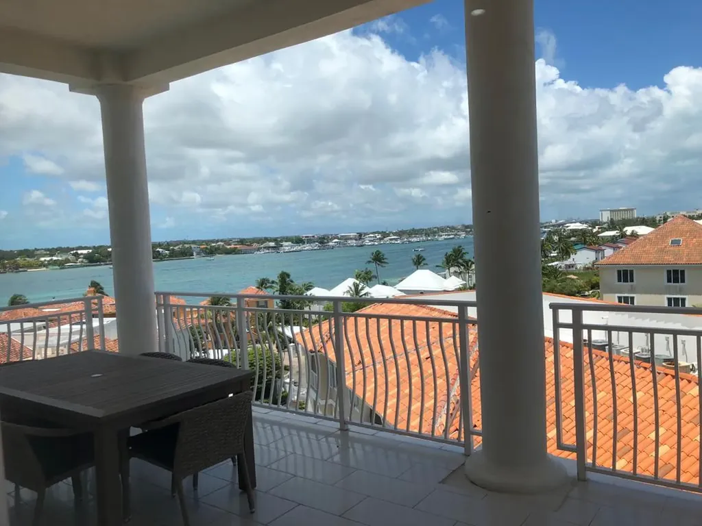 Paradise Island Drive New Providence Paradise Island BS