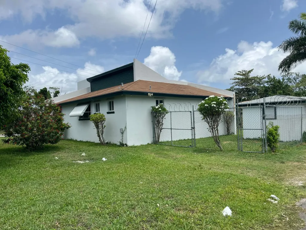 Seabreeze Estates New Providence Paradise Island BS