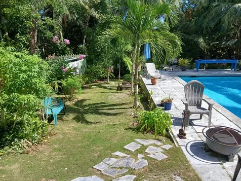 West Bay Street 881 New Providence Paradise Island BS