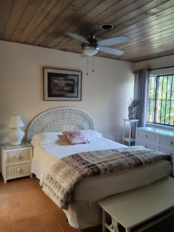 West Bay Street 881 New Providence Paradise Island BS