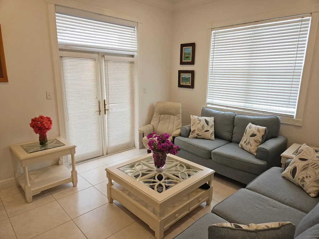 29/30 Sunrise Bay Abaco BS
