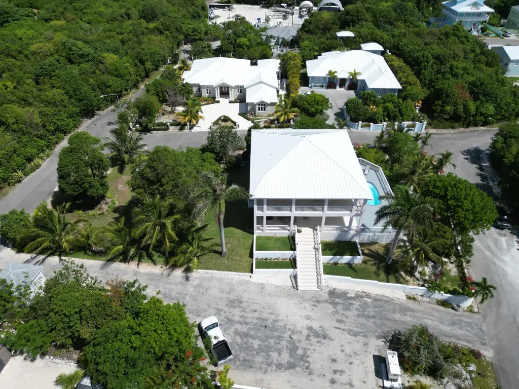 29/30 Sunrise Bay Abaco BS