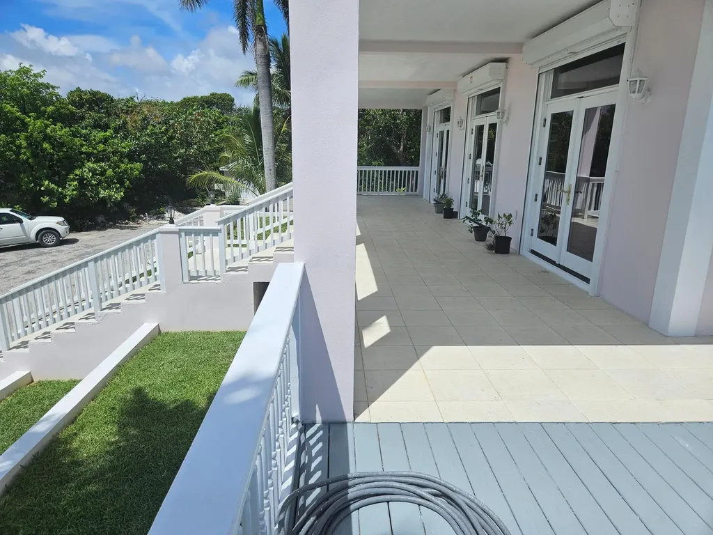 29/30 Sunrise Bay Abaco BS