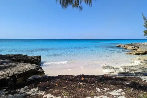 South Ocean 28 New Providence Paradise Island BS