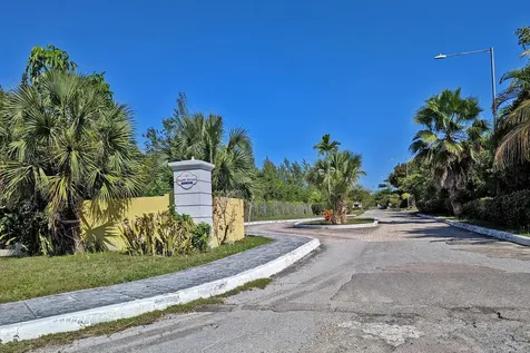 South Ocean 28 New Providence Paradise Island BS