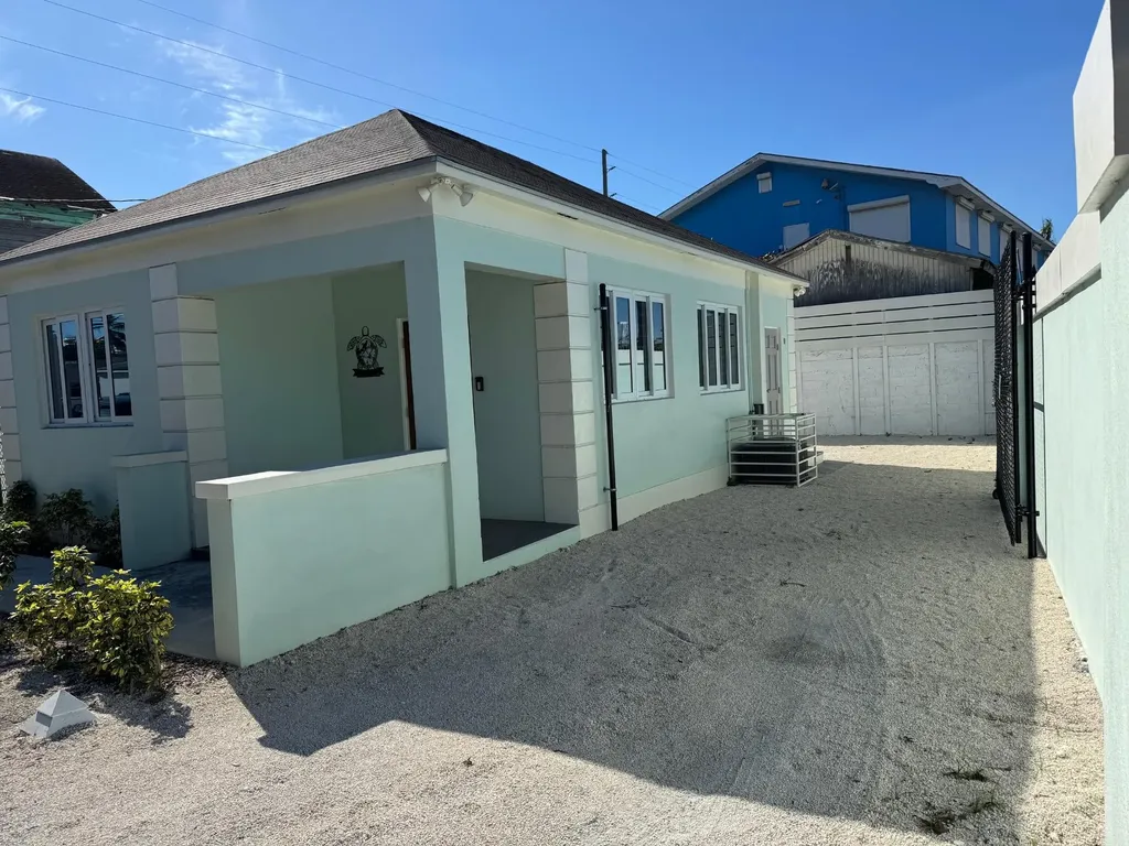 Williams Street New Providence Paradise Island BS