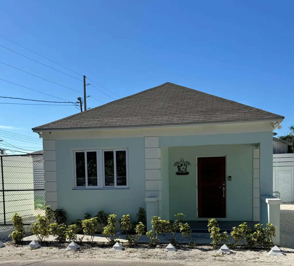 Williams Street New Providence Paradise Island BS