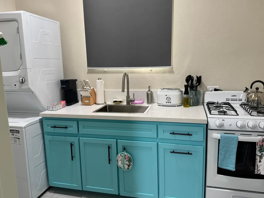 Williams Street New Providence Paradise Island BS