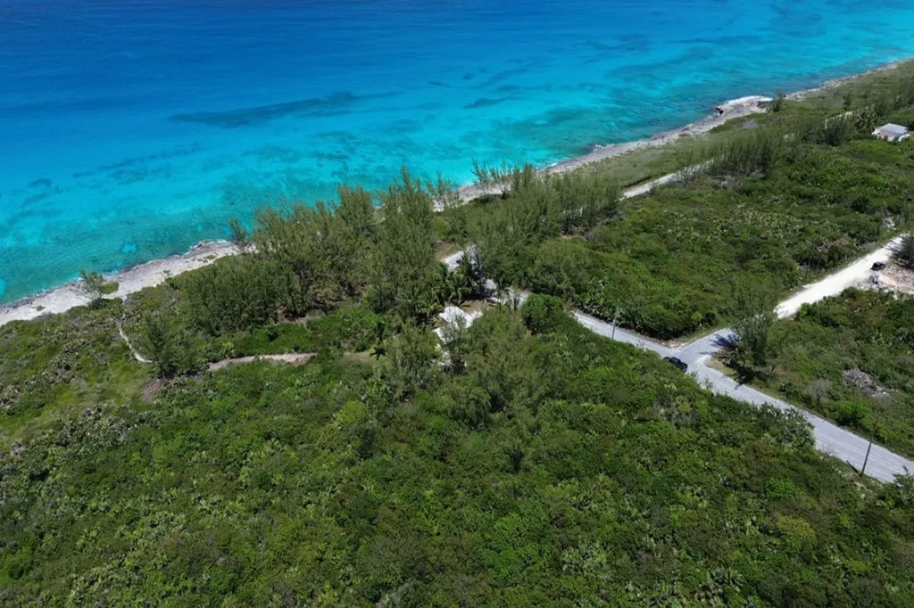 Lot 18, Block 1, Sec A Eleuthera BS