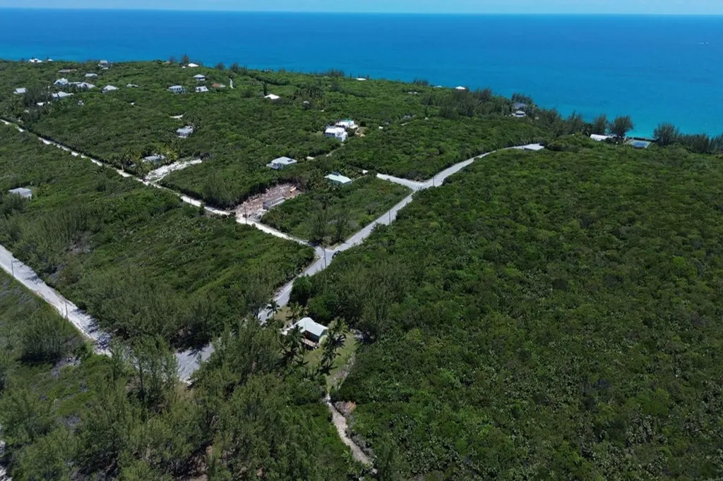 Lot 18, Block 1, Sec A Eleuthera BS