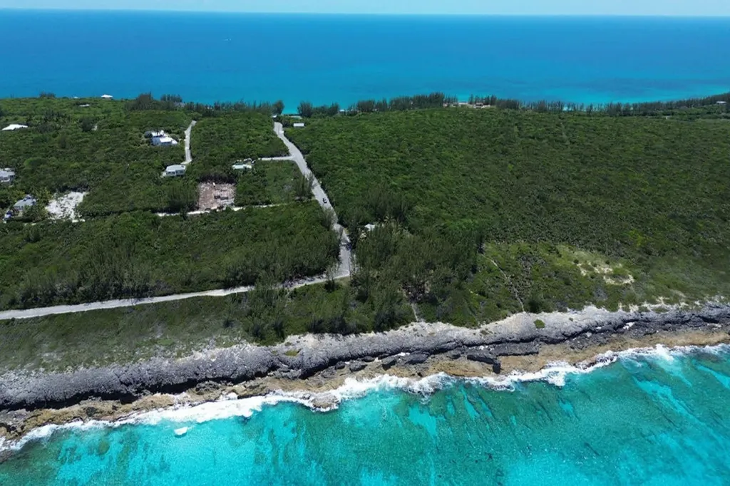 Lot 18, Block 1, Sec A Eleuthera BS