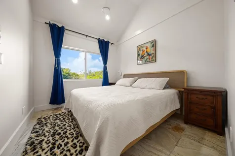 Penthouse, Coco Bay Abaco BS