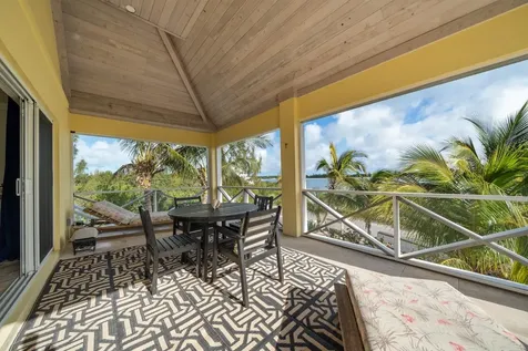 Penthouse, Coco Bay Abaco BS