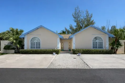 St Andrew’s Beach Avenue 21 New Providence Paradise Island BS