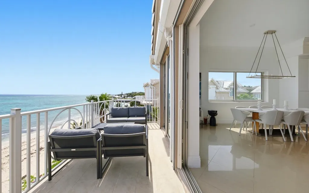 Condo Palm Shores New Providence Paradise Island BS