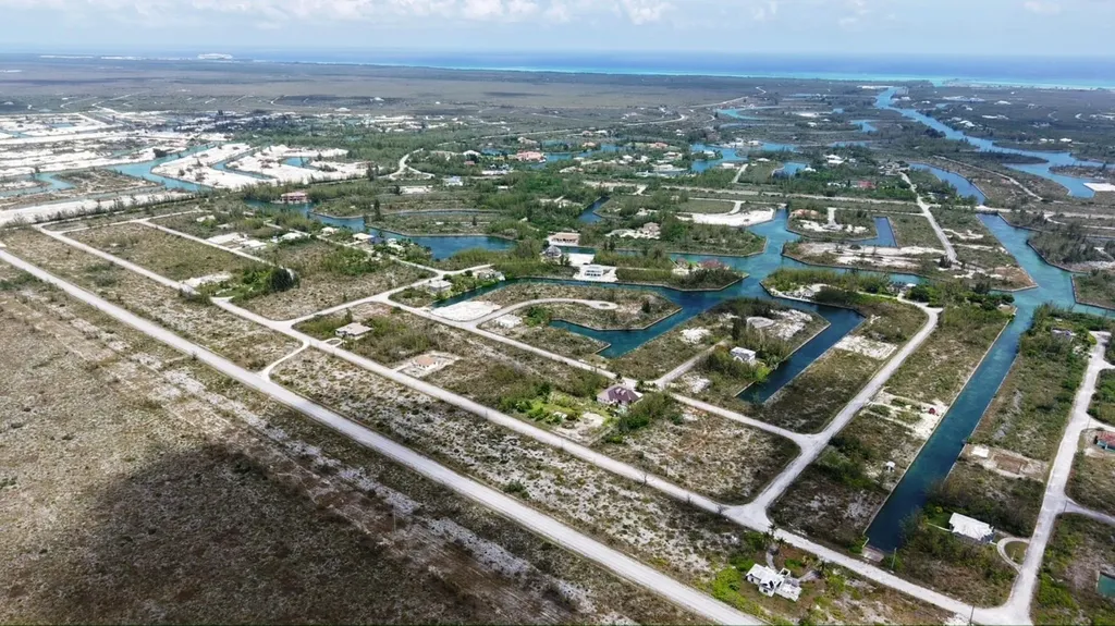 Lot 20, Block 16, Derby Grand Bahama Freeport BS