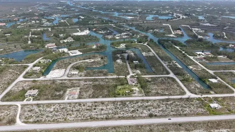 Lot 20, Block 16, Derby Grand Bahama Freeport BS