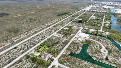 Lot 20, Block 16, Derby Grand Bahama Freeport BS