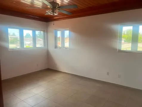Johnstone Avenue New Providence Paradise Island BS