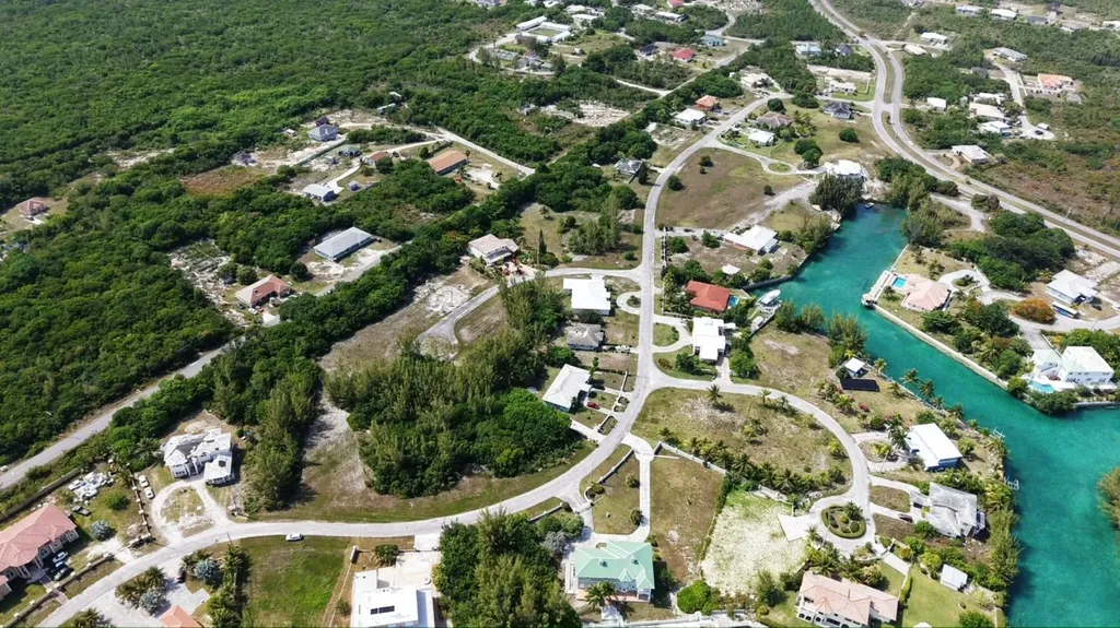 Lot 190, St Andrews Drive Grand Bahama Freeport BS