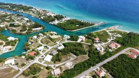 Lot 190, St Andrews Drive Grand Bahama Freeport BS
