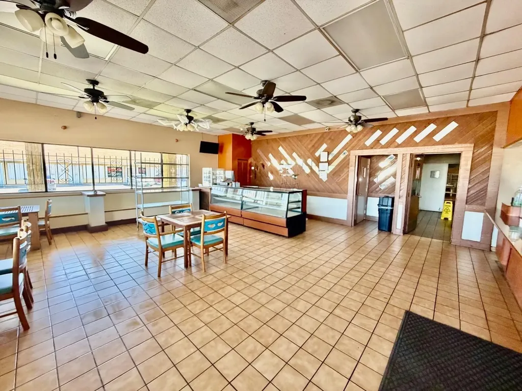 4 West Atlantic Drive Grand Bahama Freeport BS