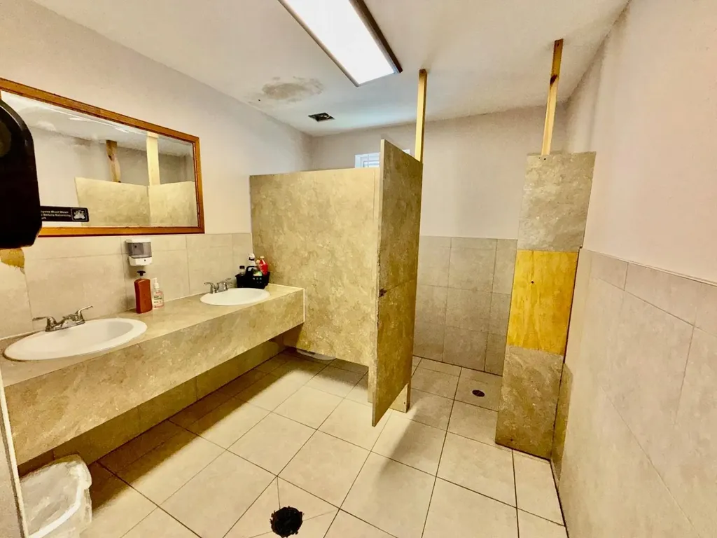 4 West Atlantic Drive Grand Bahama Freeport BS