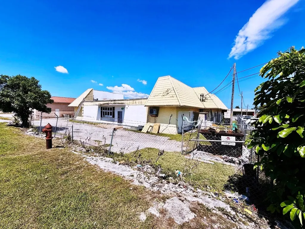 4 West Atlantic Drive Grand Bahama Freeport BS