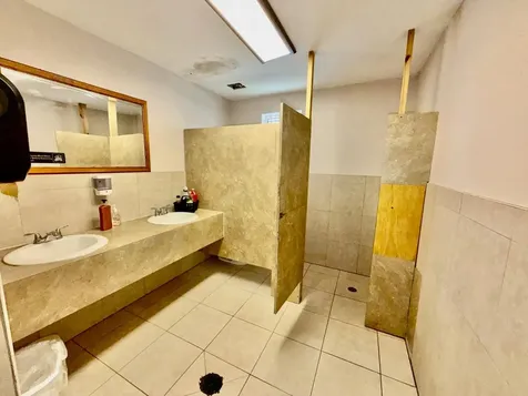 4 West Atlantic Drive Grand Bahama Freeport BS