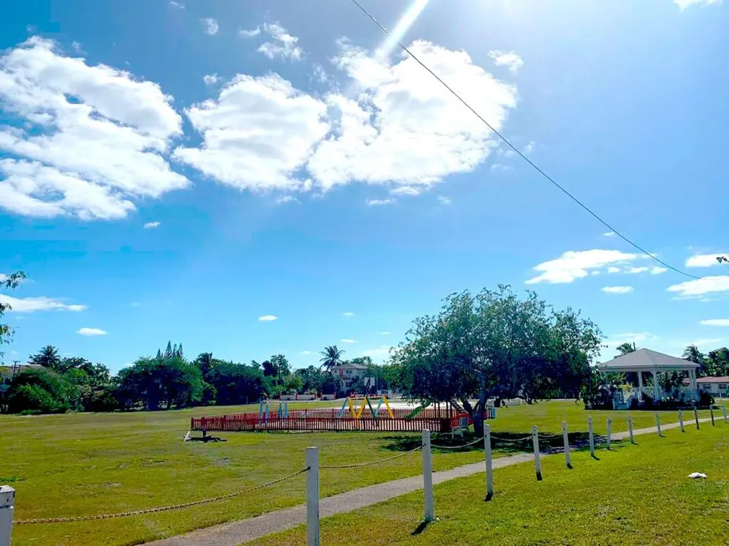 Eastwood Estates Subdivis New Providence Paradise Island BS