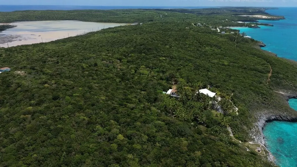 Gregory Town Acre Lot Eleuthera BS