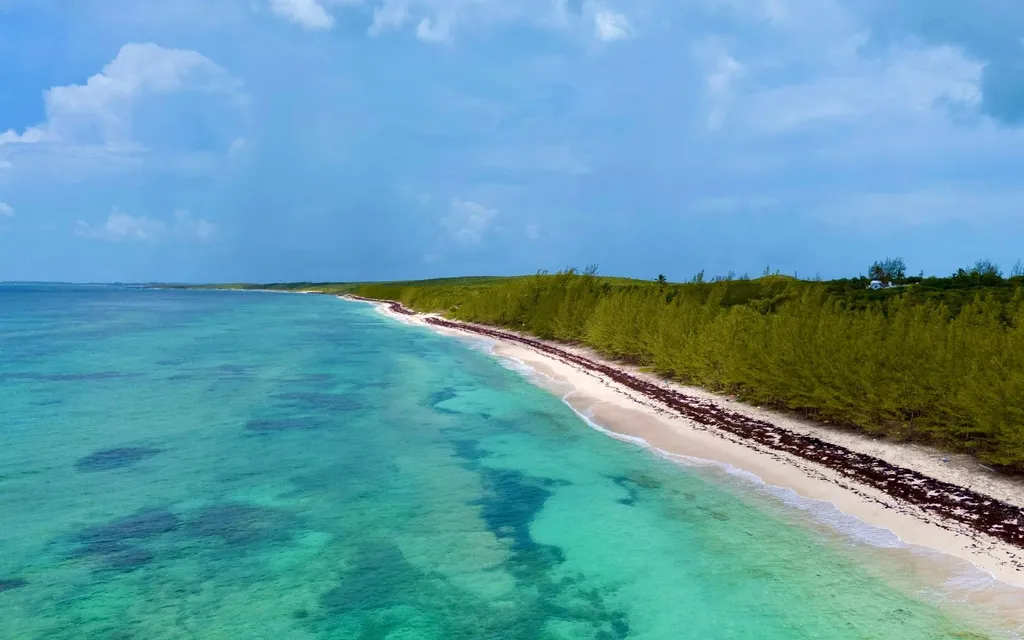 25 Acres, Windermere Bay Eleuthera BS