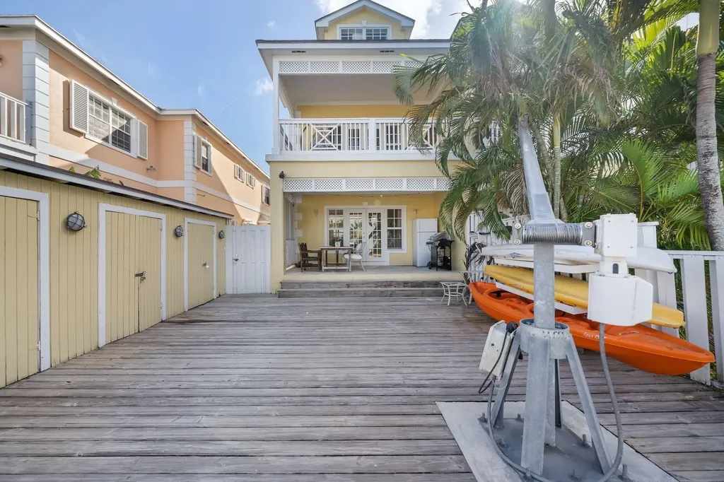 Sandyport Drive 190 New Providence Paradise Island BS