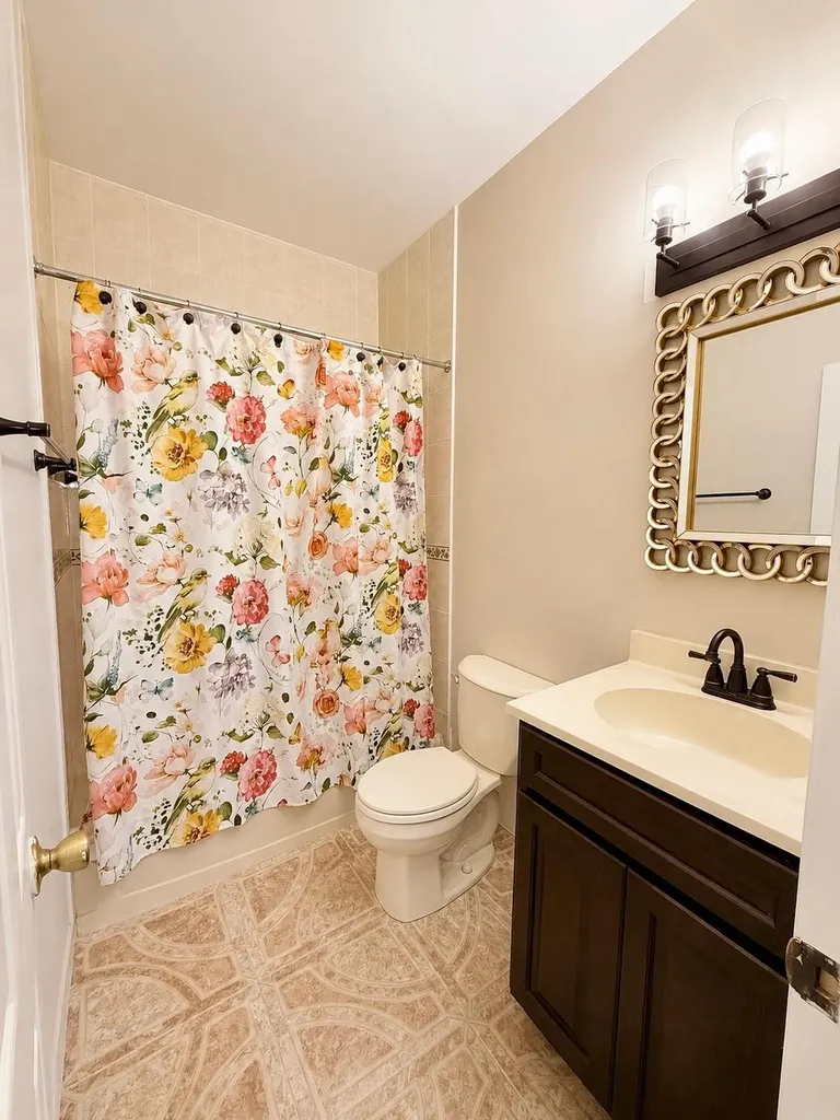 Jasper Close West New Providence Paradise Island BS