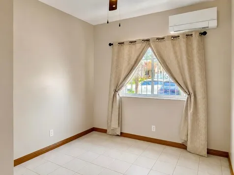 Jasper Close West New Providence Paradise Island BS