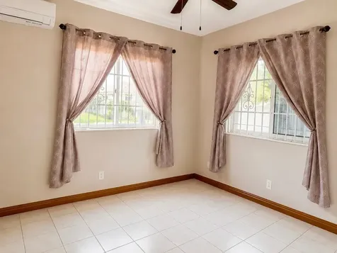 Jasper Close West New Providence Paradise Island BS