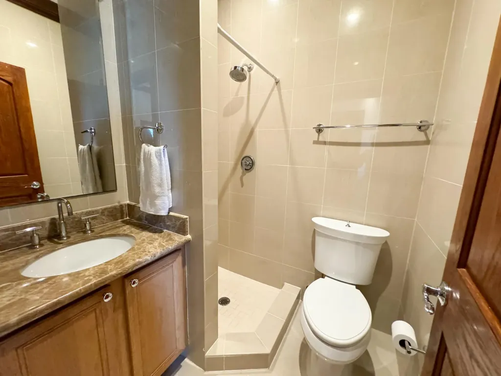 Caves Heights New Providence Paradise Island BS