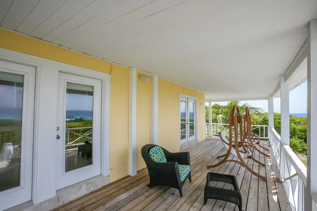 Sandy Point, Columbus Lan Lot 21 San Salvador BS