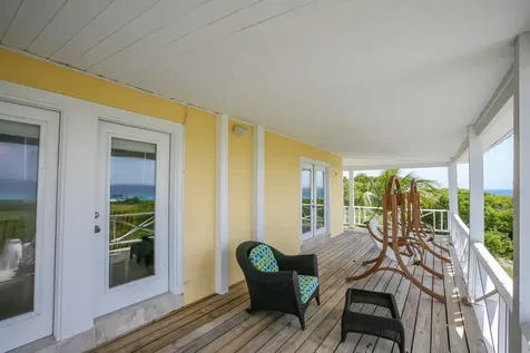 Sandy Point, Columbus Lan Lot 21 San Salvador BS
