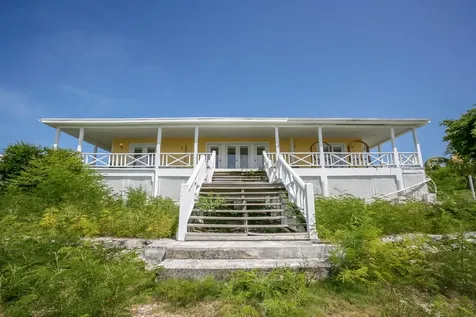 Sandy Point, Columbus Lan Lot 21 San Salvador BS