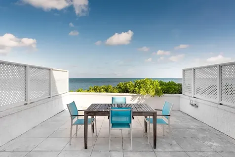 Delaporte Point New Providence Paradise Island BS